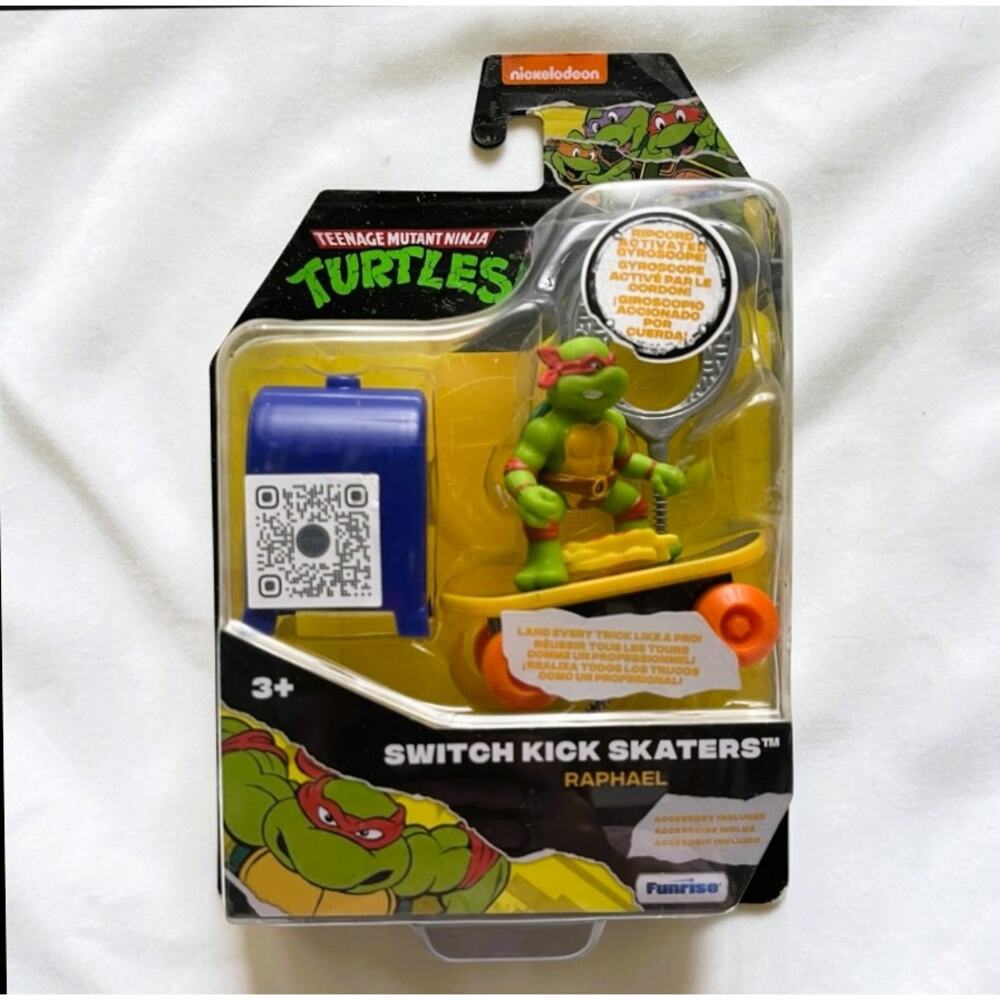 Teenage Mutant Ninja Turtles Raphael Epic Switch Kick Skaters Action Figure-NEW